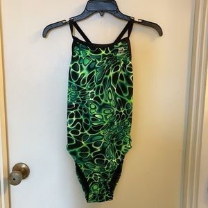 NEW TYR Women’s One Piece Swimsuit Green Black